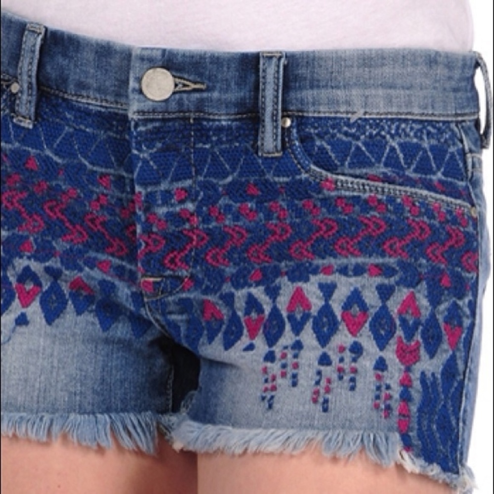 Blank NYC Little Queenie Shorts